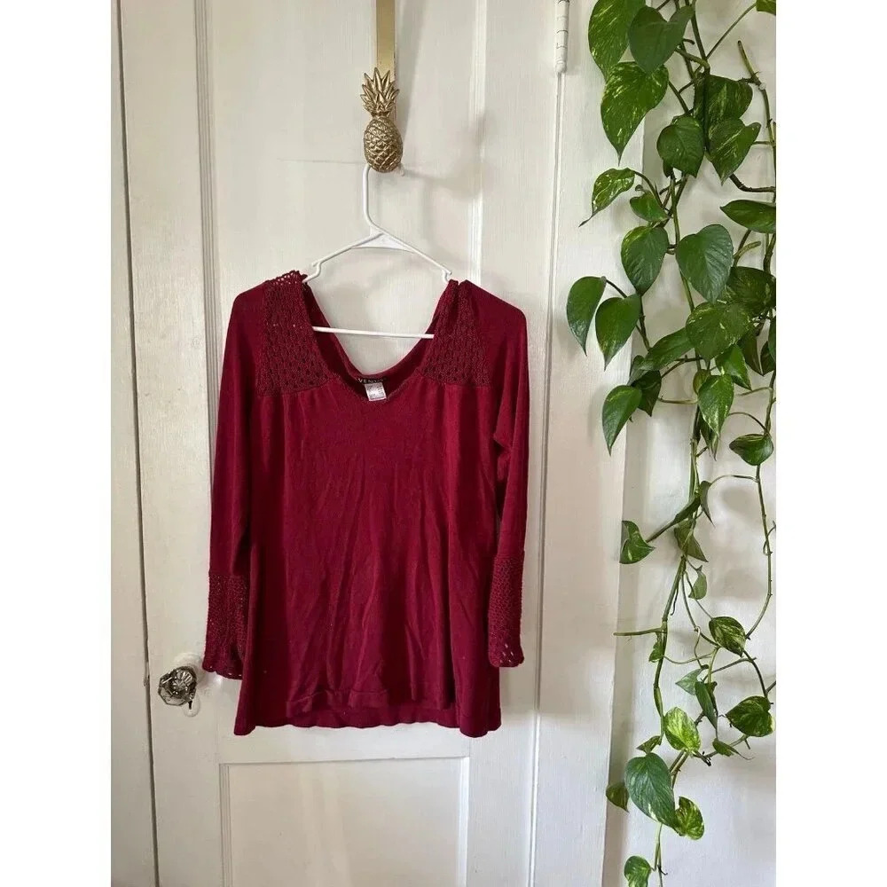 Venus Women’s size large maroon long sleeve top